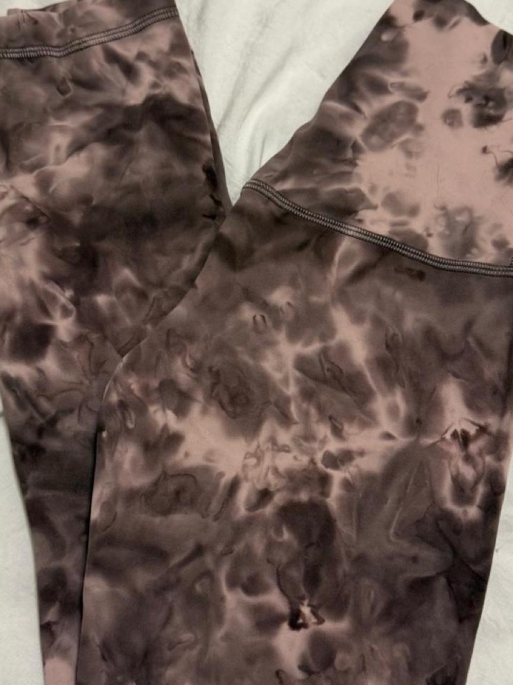 Lululemon tie dye leggings